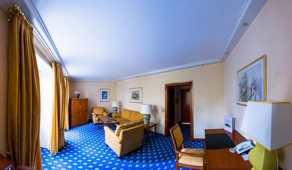 Ludwig Im Park Hotel Волфсбург Стая снимка