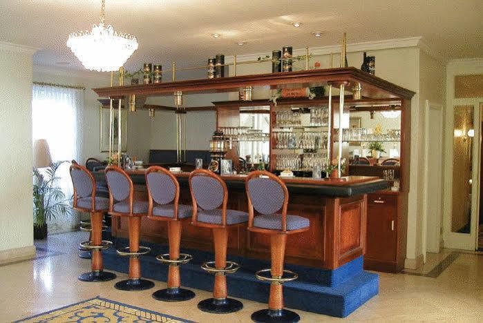 Ludwig Im Park Hotel Волфсбург Ресторант снимка